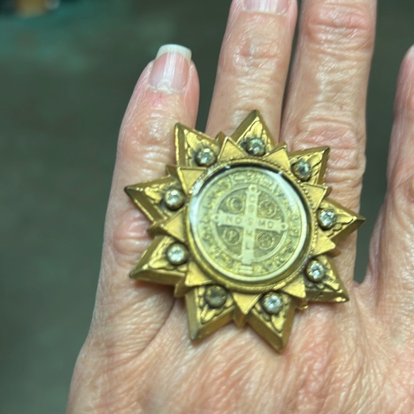 Vintage Virgens Saints & Angels San Benito ring - Picture 1 of 4